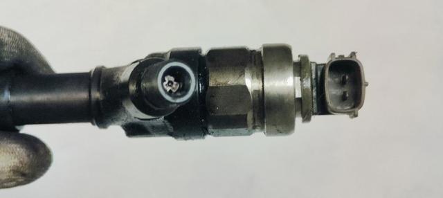 TOYOTA 236700G010 Inyector de combustible  disponible España