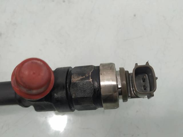 TOYOTA 236700G010 Inyector de combustible  disponible España
