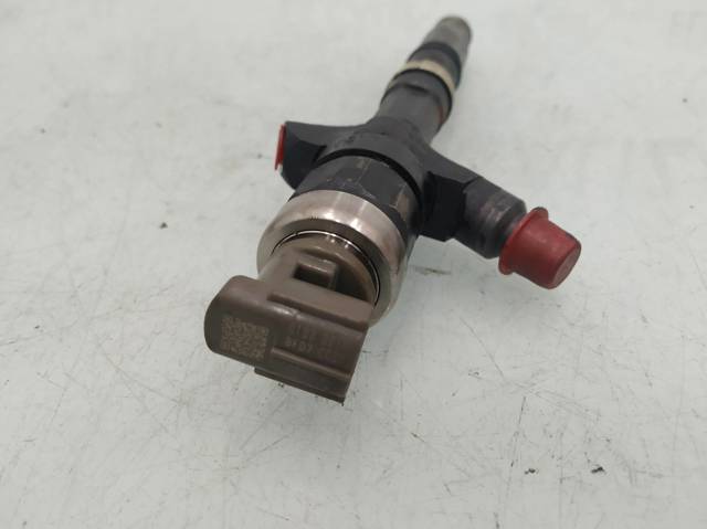 TOYOTA 236700G010 Inyector  en stock Salamanca