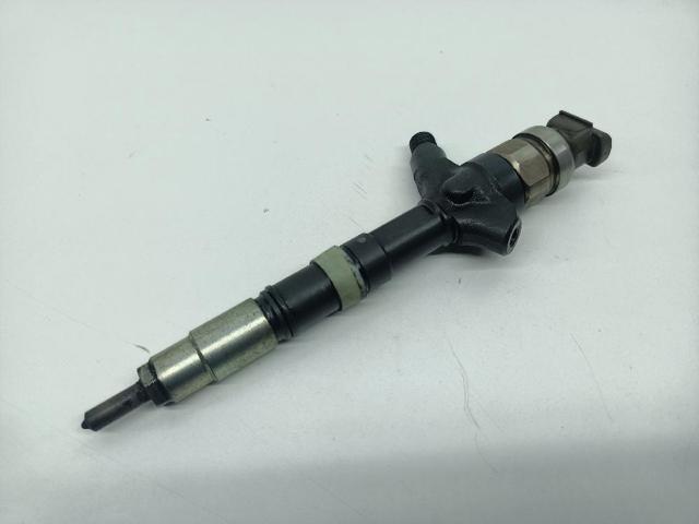 236700G040 TOYOTA Inyector de combustible  disponible Vigo