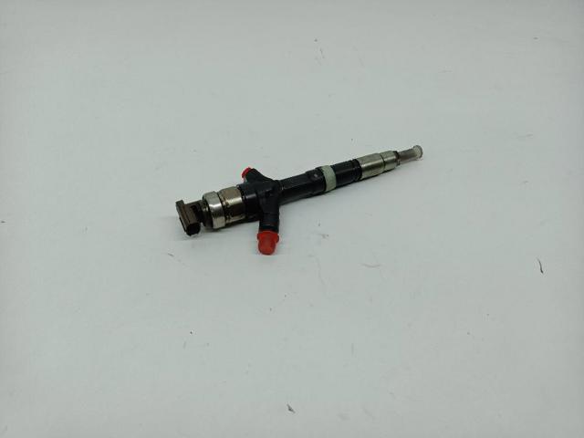 236700G040 Inyector de combustible  disponible Burgos