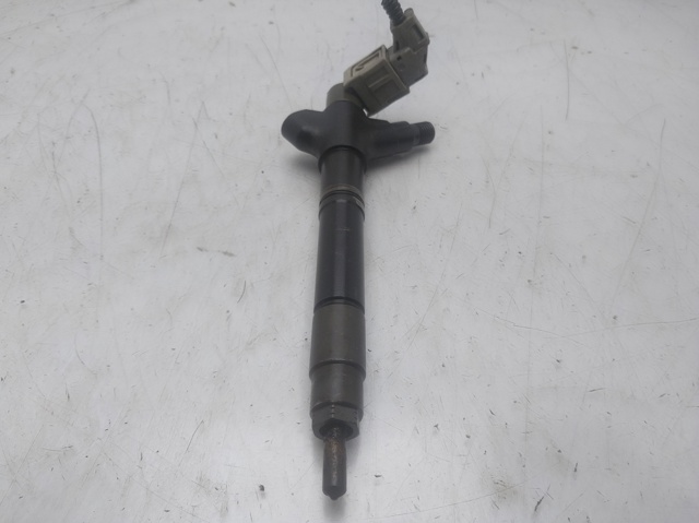 Inyector-bomba para Toyota Avensis  (T27)