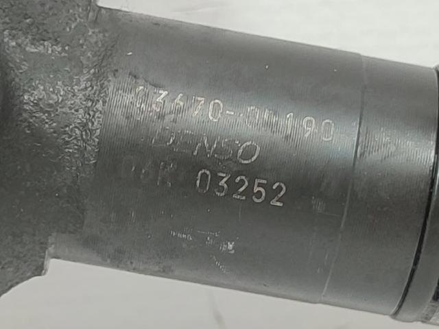 236700R190 Inyector de combustible  comprar en Zaragoza