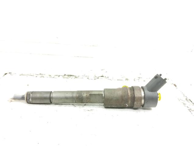 2367033040 TOYOTA Inyector de combustible  disponible Vigo