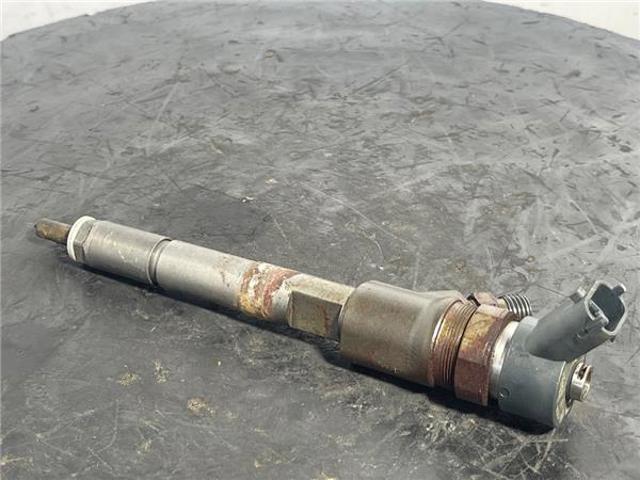 2367033040 Inyector  en stock Castellón