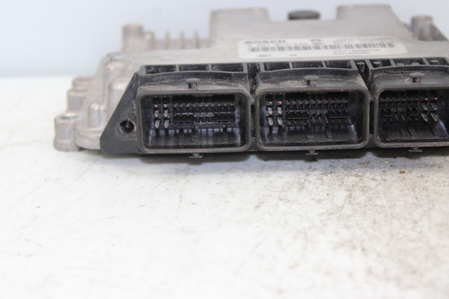 237100055R RENAULT ECU  en stock Córdoba