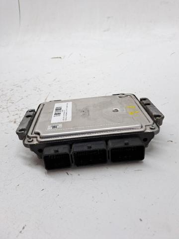 237100055R Unidad de control del motor (ECU)  comprar en Pontevedra