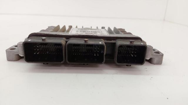 237100120R Unidad de control del motor (ECU)  comprar en Zaragoza