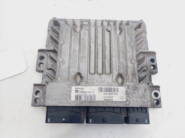 237100777R Renault (RVI)