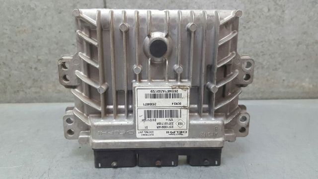 237100914R Unidad de control del motor (ECU)  comprar en Pontevedra