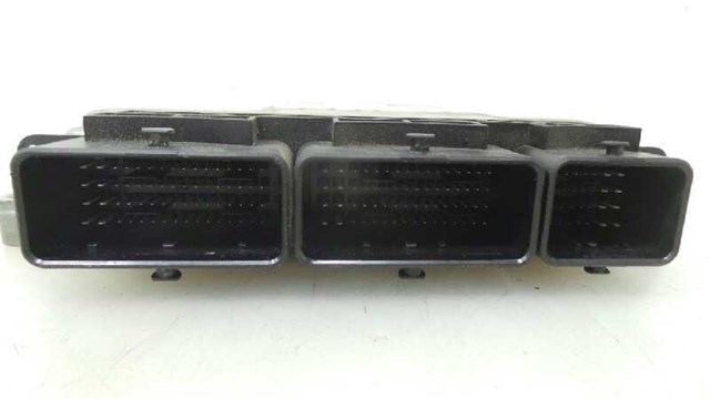 237101074R RENAULT ECU  en stock Córdoba