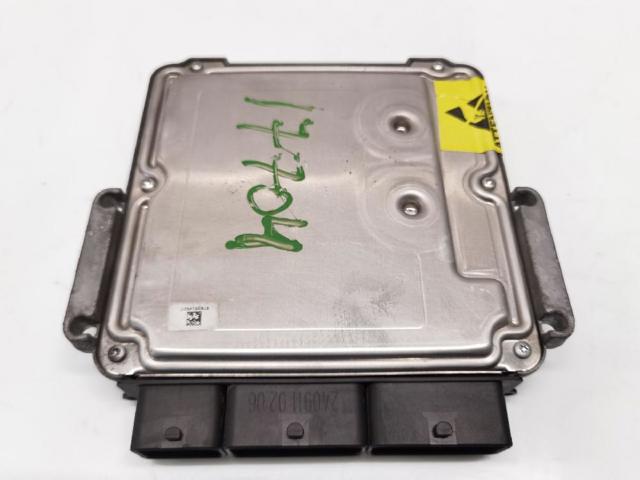 237101074R Unidad de control del motor (ECU)  comprar en Zaragoza