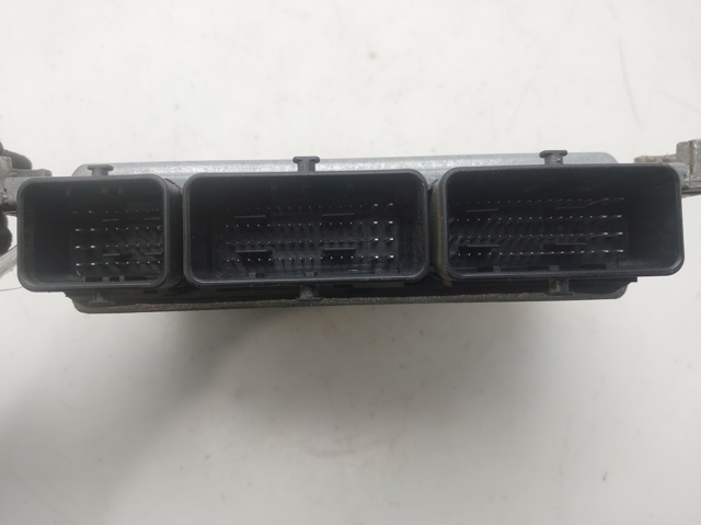 237101478R Unidad de control del motor (ECU)  comprar en Zaragoza