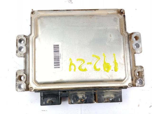 237101989R RENAULT ECU  en stock Córdoba