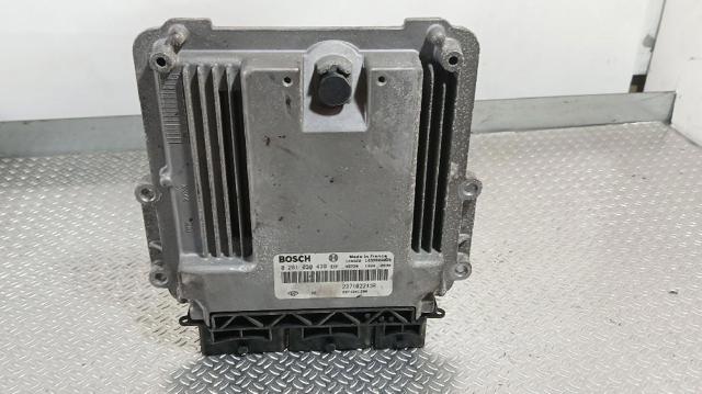 237102213R Unidad de control del motor (ECU)  comprar en Pontevedra
