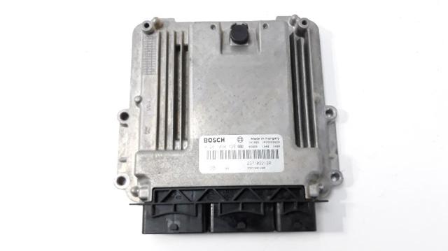 237102213R Unidad de control del motor (ECU)  comprar en Zaragoza