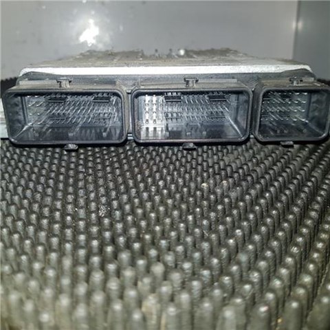 RENAULT 237102426R ECU  en stock Valencia
