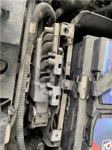 237102426R RENAULT Unidad de control del motor (ECU)  disponible Ourense