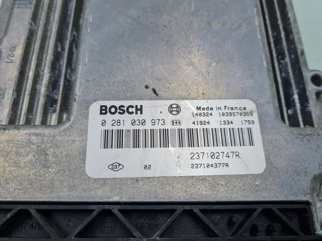 237102747R Unidad de control del motor (ECU)  comprar en Zaragoza