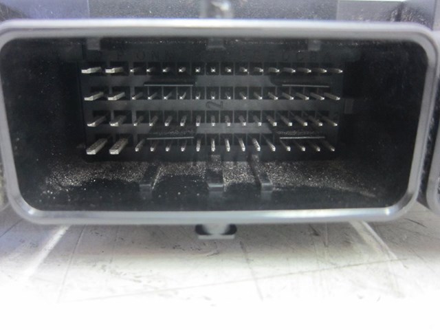 237102747R Unidad de control del motor (ECU)  comprar en Zaragoza