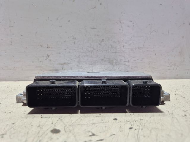 237102982S RENAULT Unidad de control del motor (ECU)  comprar en Jaén
