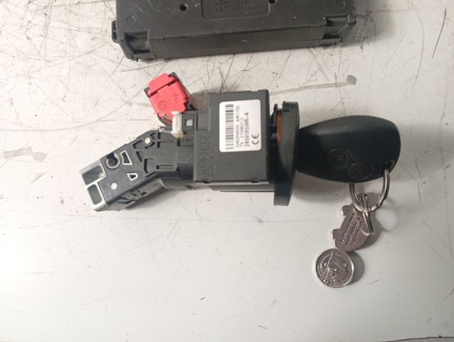 237103008R RENAULT Unidad de control del motor (ECU)  disponible Ourense