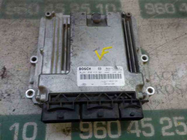 237104128R Renault (RVI)