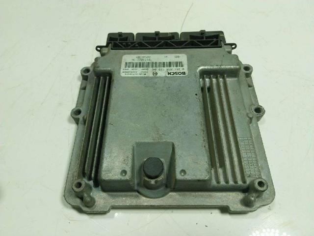 237104128R Renault (RVI)