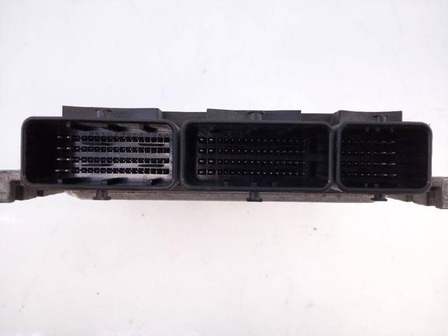 237106319R Unidad de control del motor (ECU)  disponible Utrera