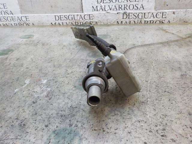 2372573 Cilindro maestro de frenos  en stock Sabadell