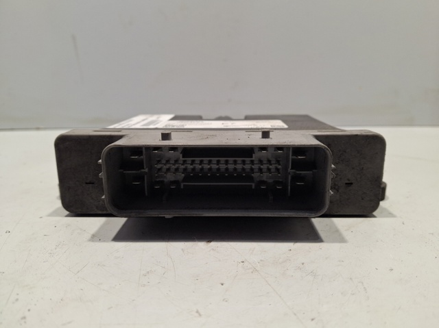 237G00323R Renault (RVI)