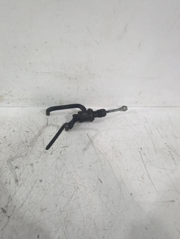 Cilindro de embrague 2381063J02000 SUZUKI
