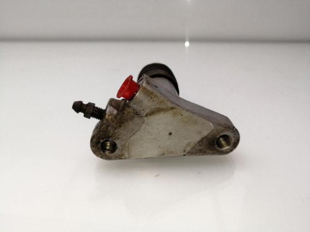 SUZUKI 2382085F00 Bombin de embrague  en stock Valencia