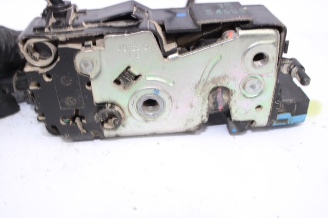 24090158 Cerradura de puerta trasera izquierda  en stock Granada