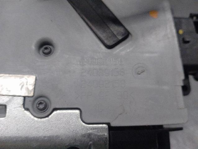 24090158 PEUGEOT Cerradura de puerta trasera izquierda  disponible Vigo