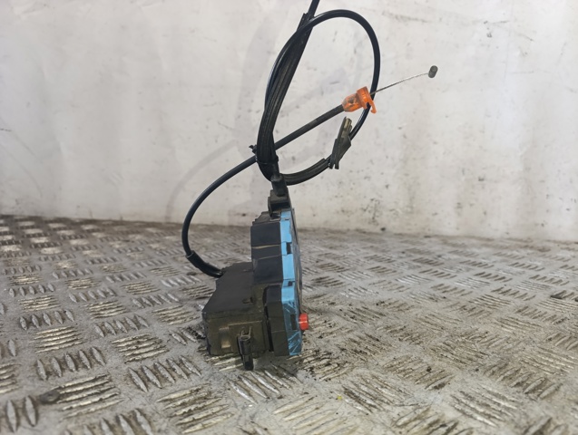 24090158 PEUGEOT Cerradura de puerta trasera izquierda  en stock Córdoba