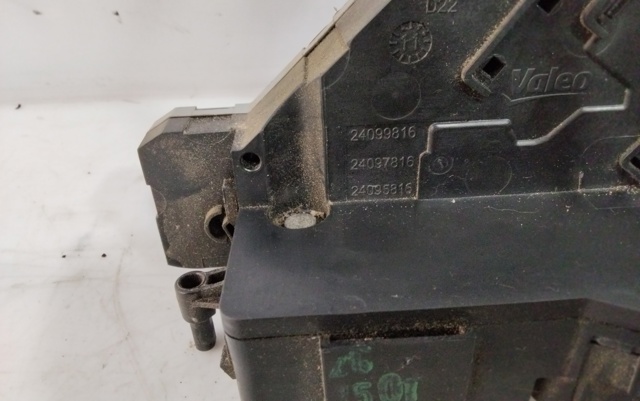 24099158 PEUGEOT Cerradura de la puerta trasera derecha  comprar en Oviedo