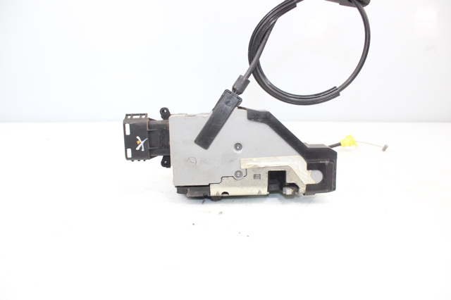 24099158 PEUGEOT Cerradura de la puerta trasera derecha  disponible Ourense