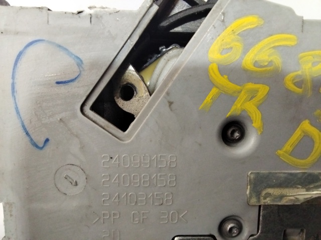 24099158 PEUGEOT Cerradura de la puerta trasera derecha  en stock Gandía