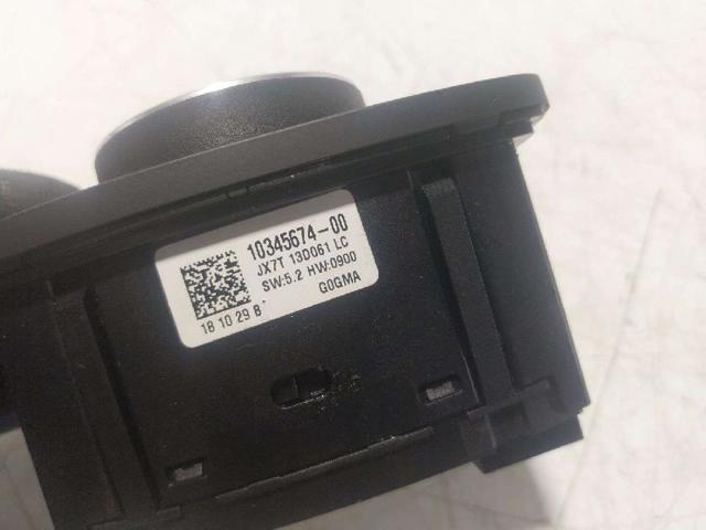 2430314 Interruptor de luces en el tablero  comprar en Pontevedra
