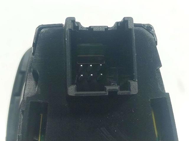 2430314 Interruptor de luces en el tablero  en stock Castellón