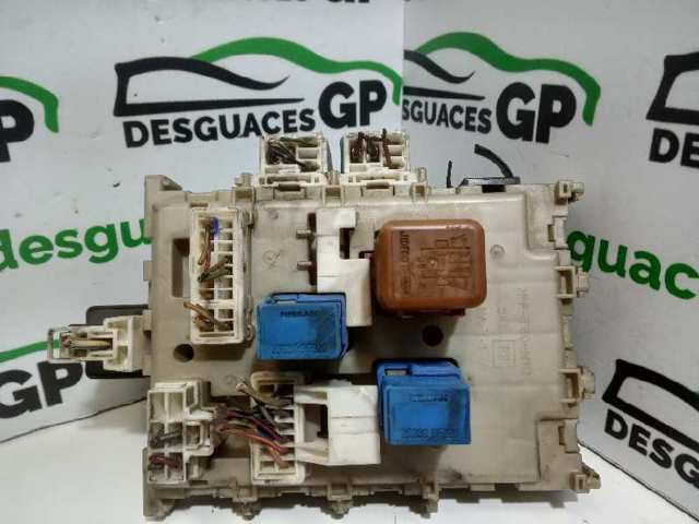 243505M310 Caja de fusibles  comprar en Pontevedra