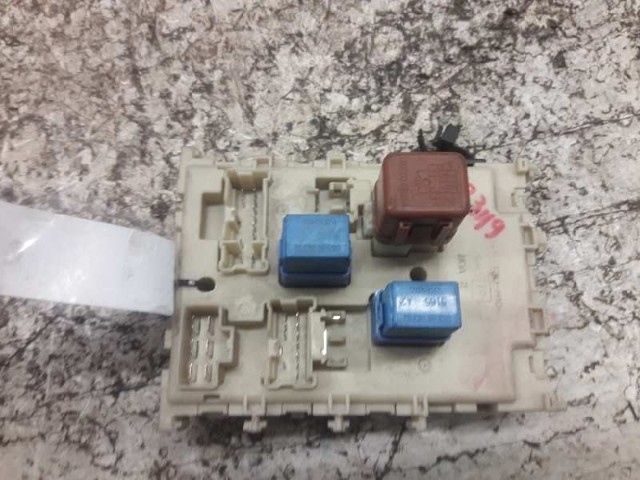 243505M310 NISSAN Caja de fusibles  disponible Alicante