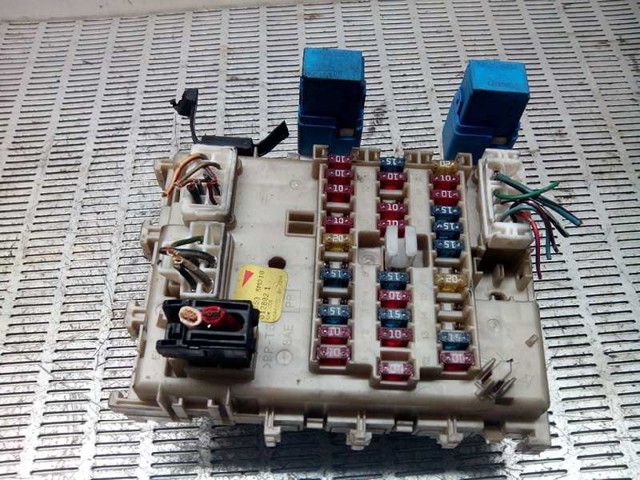 NISSAN 243505M310 Caja de fusibles  disponible Valladolid