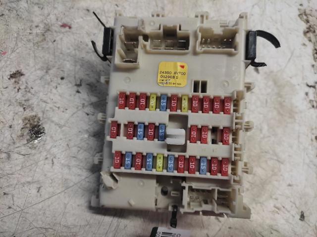24350AV700 NISSAN Caja de fusibles trasera interior  comprar en Oviedo