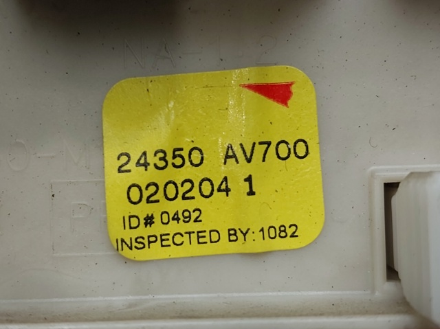 NISSAN 24350AV700 Caja de fusibles trasera interior  en stock Valencia