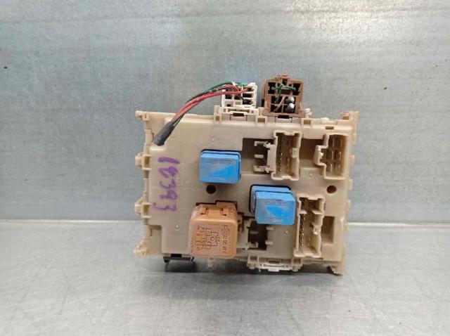 24350AV700 NISSAN Caja de fusibles trasera interior  comprar en Oviedo