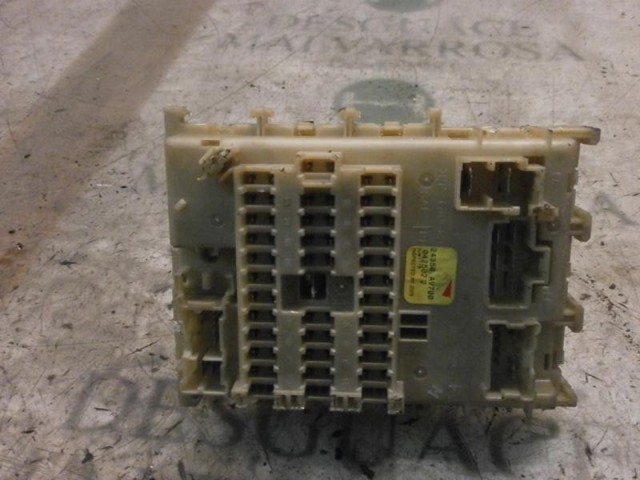 NISSAN 24350AV700 Caja de fusibles trasera interior  en stock Valencia