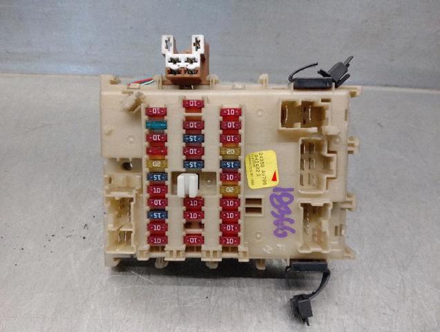 24350AV700 Caja de fusibles trasera interior  en stock Castellón