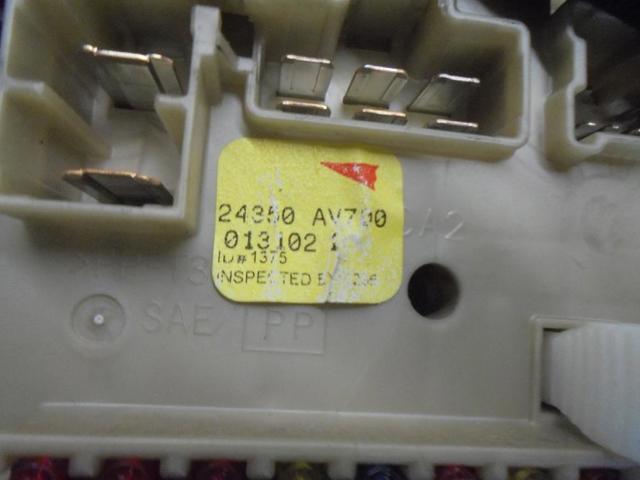 24350AV700 NISSAN Caja de fusibles trasera interior  comprar en Lleida